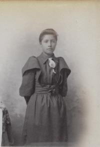 Unidentified female student #21, c.1895