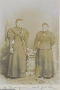 Rachel Tsikahda Morgan and Melinda Porter, c.1892