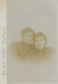Annie Marmon and Effie Marmon, c.1895