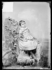 Nina Carlisle (pose #2), 1889