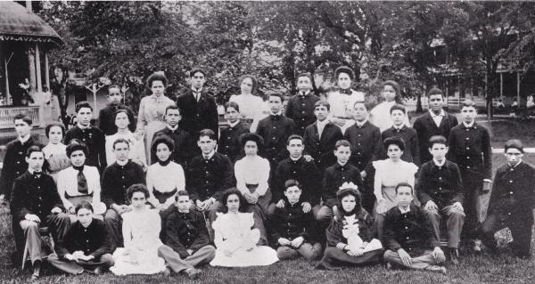 Group of Puerto Rican Students, 1901