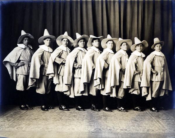Male students as the "Citizens' Chorus" in "The Captain of Plymouth", 1909