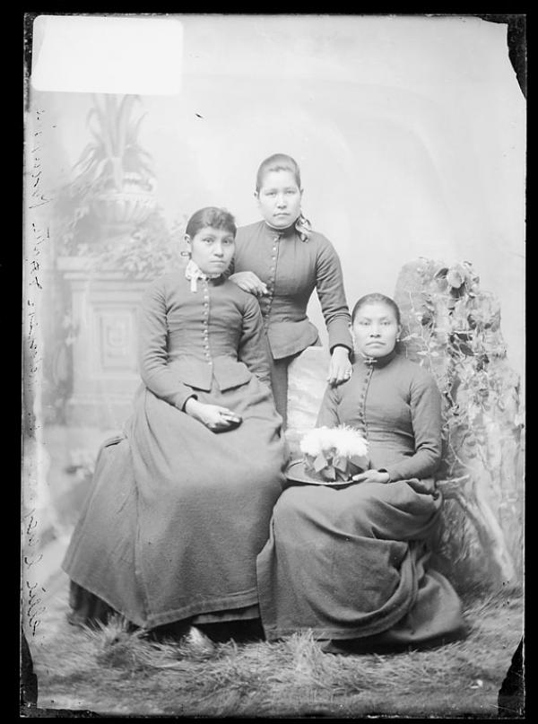 Hattie Long Wolf, Celinda Metoxen, and Nellie Carey, c.1892
