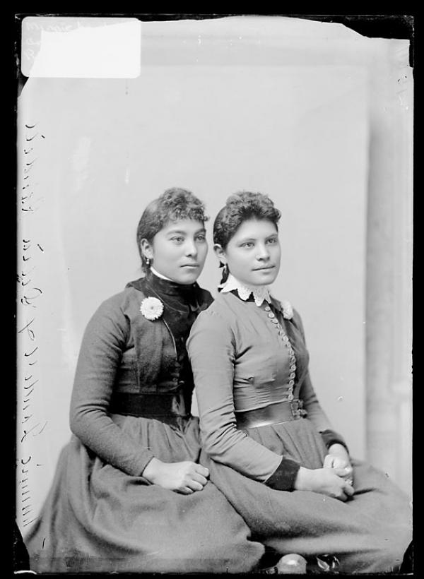 Delia Randell and Minnie Yandell, c.1891