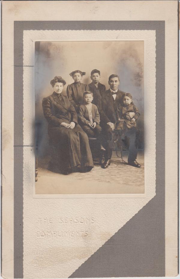 Thomas King and family, c.1910