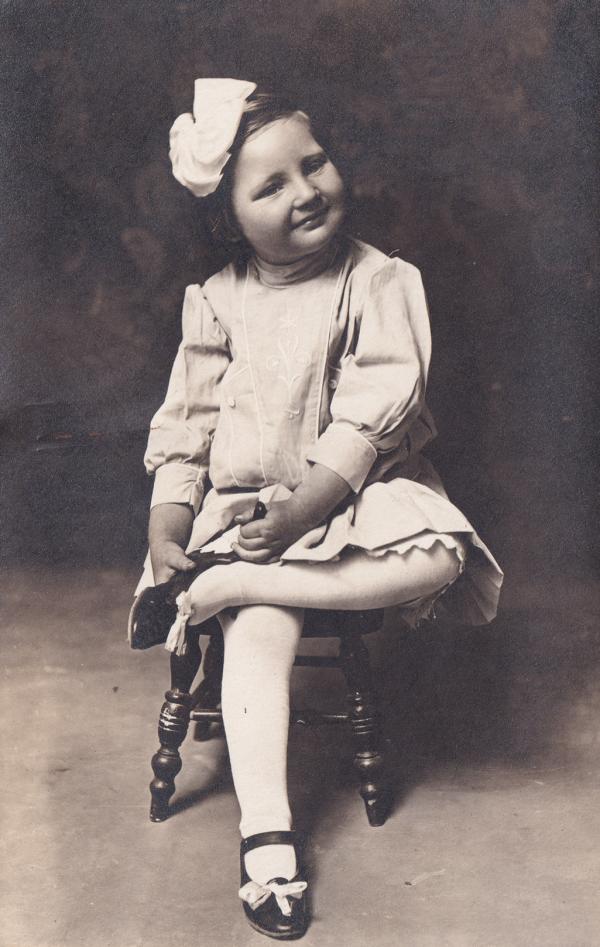 Ardith Nioma McComb, c.1910