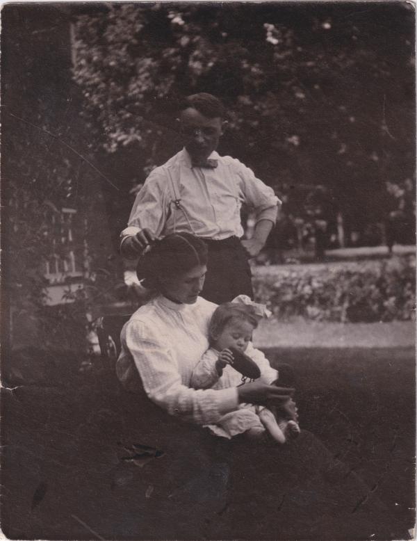 Samuel and Gertrude Brown, 1909