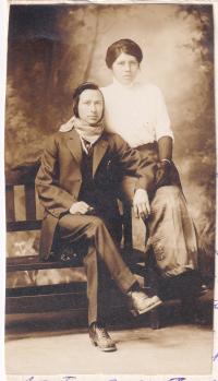 Nancy and John Samuel, c.1912