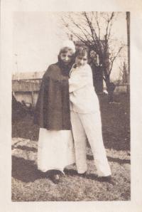 Ozetta Bourbonnais and Unidentified Female, c.1916