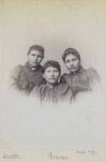 Janette Woods, Ramona Chihuahua, and Dorothy Dekhlikiseh, c.1887